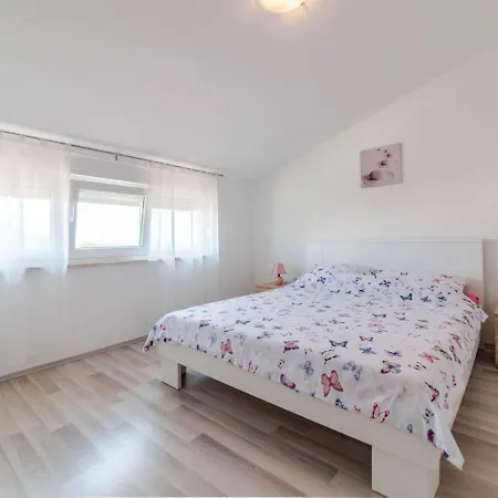 Apartment Adriana